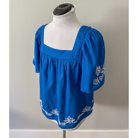 Draper James Maren Top in Embroidered Floral - Picture 9 of 10